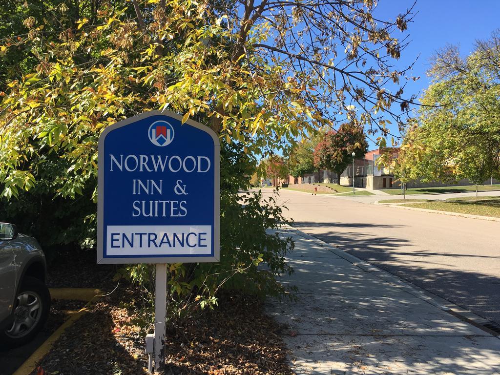 Norwood Inn And Suites Chaska Dış mekan fotoğraf
